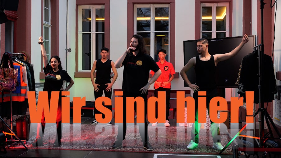 „Wir sind hier! Sinti und Roma unter uns“